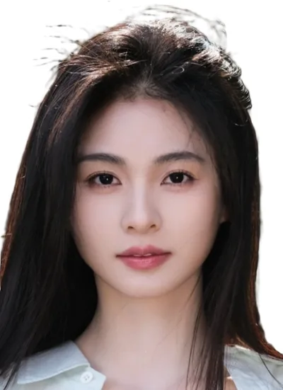 钟泠儿 饰 鹿呦呦