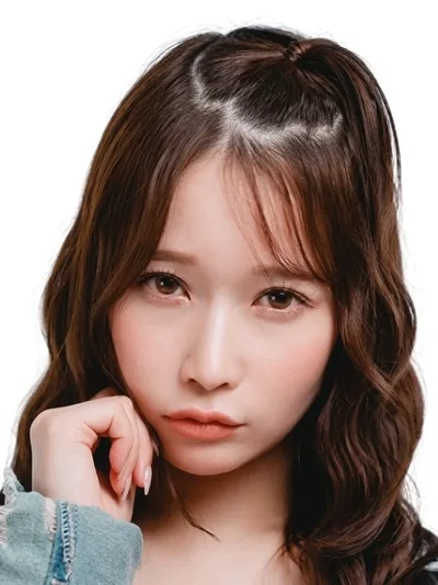 桃園怜奈 饰 ナナミ