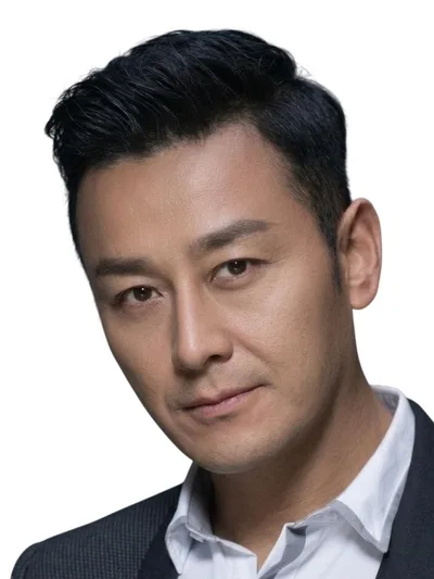刘牧 饰 陈墨钧