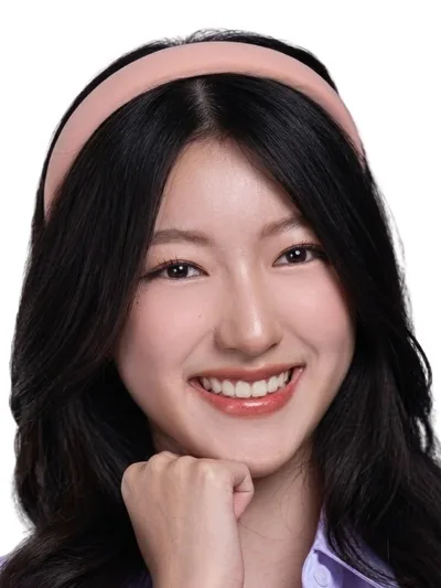 จุฑารัตน์ ธนพันธ์ 饰 พลอย