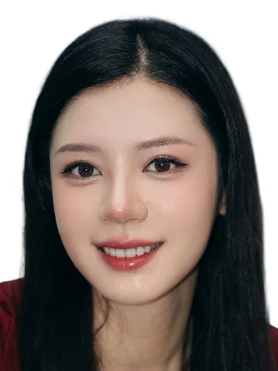 江妍 饰 莎莎