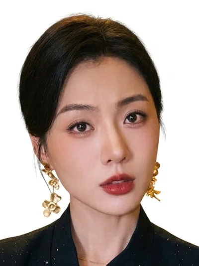 椿添 饰 诸葛萧