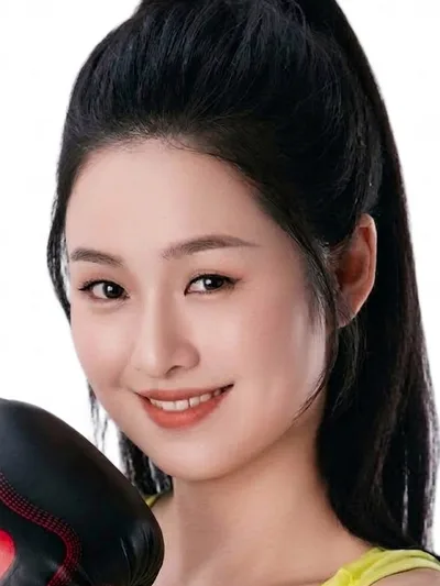 姚依凡 饰 林莉莉