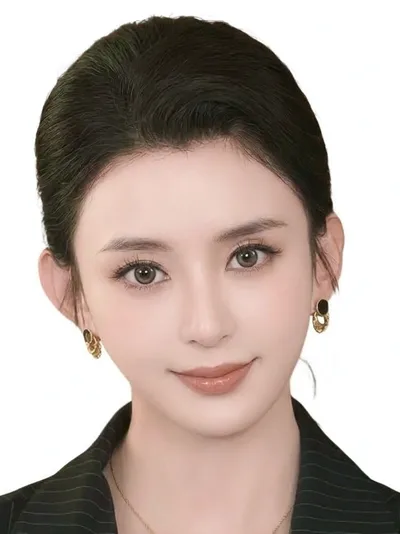 马不累 饰 周青