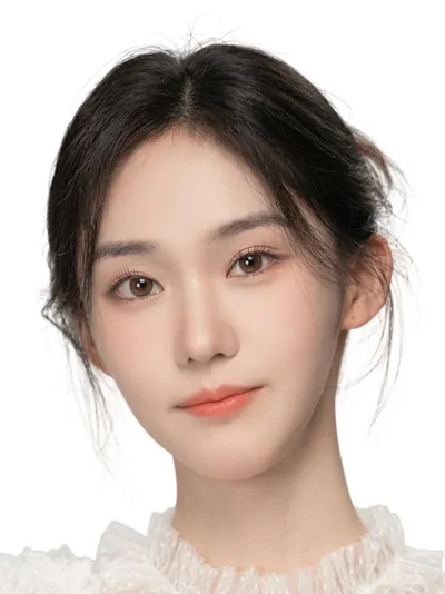 章凯玥 饰 禾木