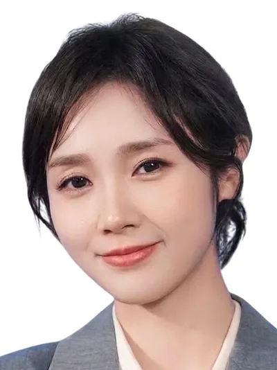 周雪婷 饰 陈美奈