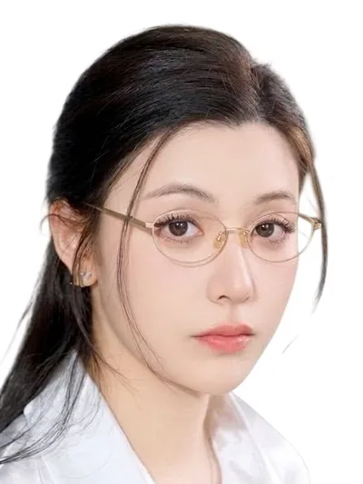梨尔 饰 王婉瑜