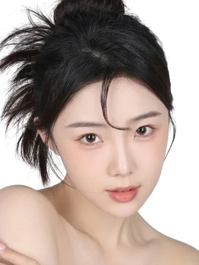 罗娅溪 饰 表妹