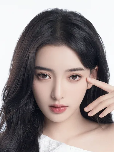 郭嘉语 饰 林婉婷