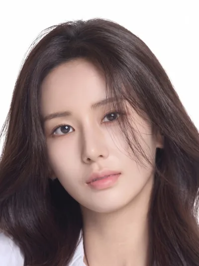 이시윤 饰 빈