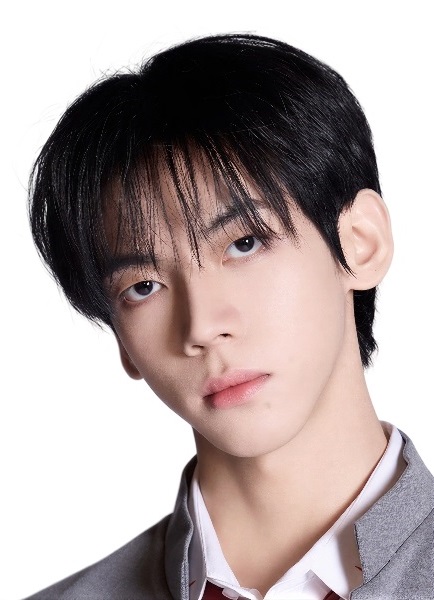 龙国浩 饰 Xu Yiming