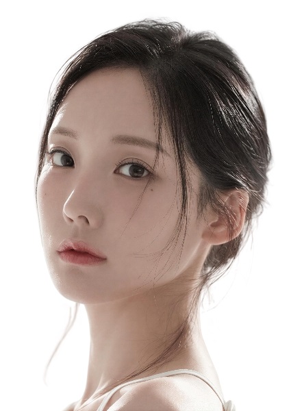 정아윤 饰 라희