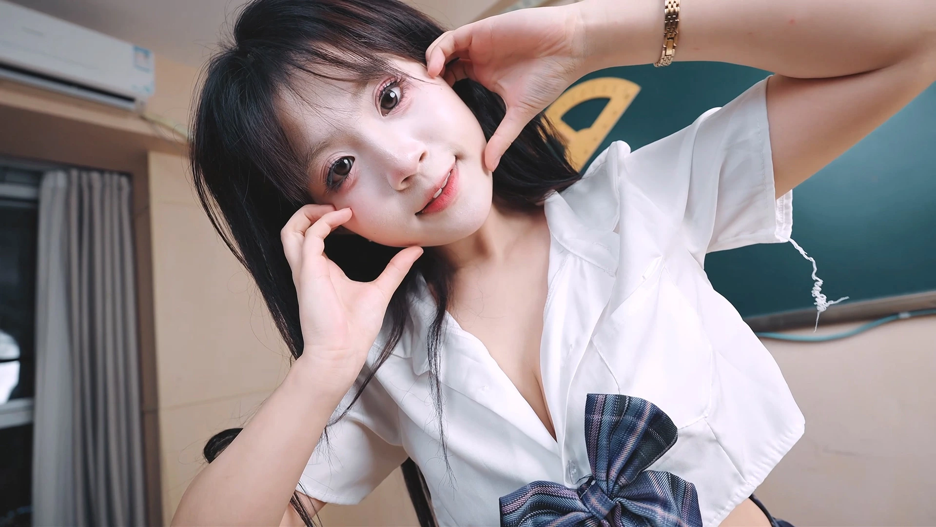 老师学生都爱上我 截图