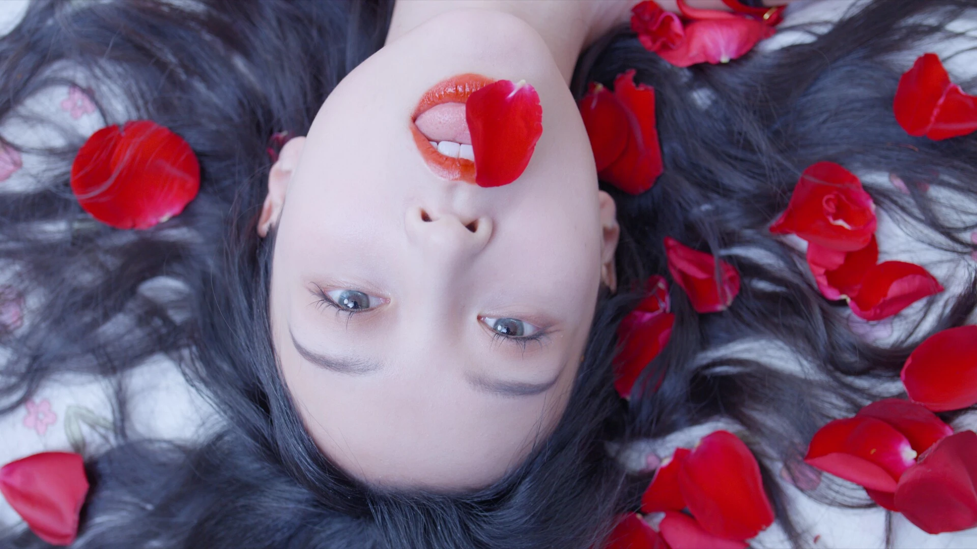 哎呦!这么多美女呀! 截图