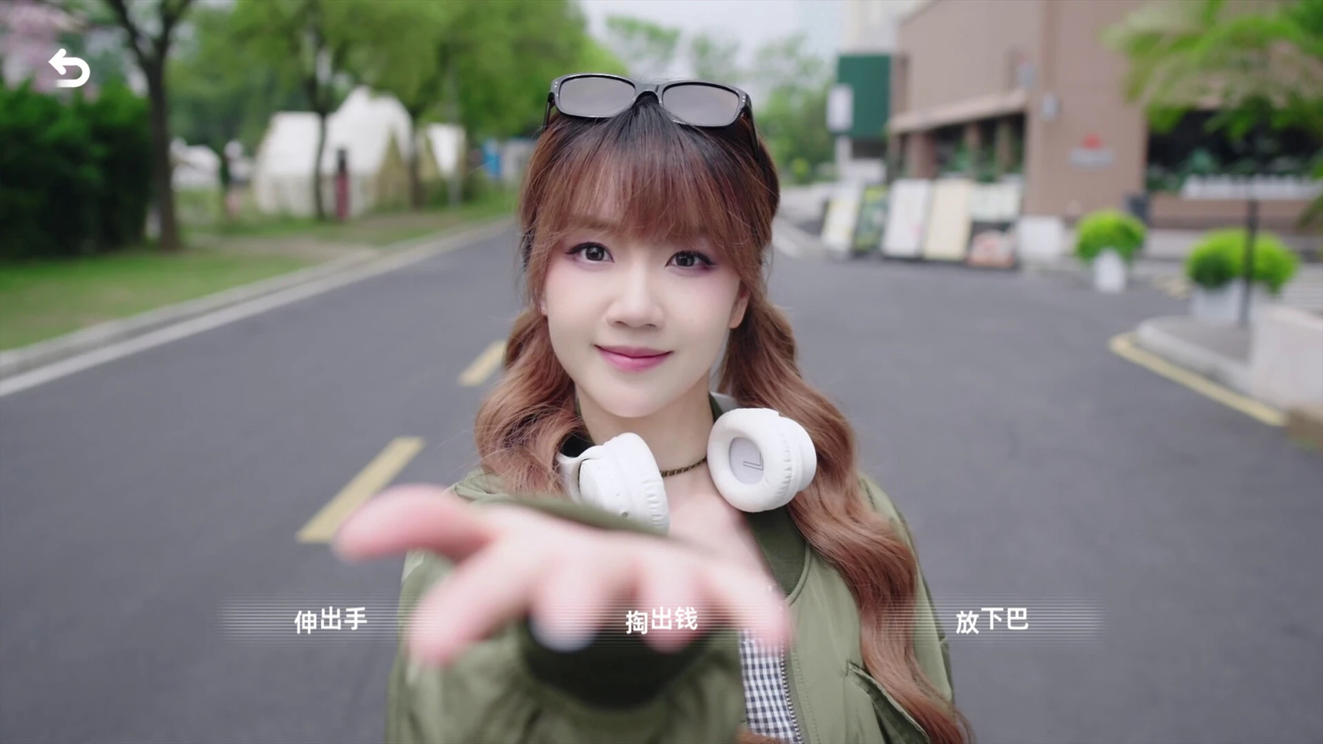 对不起!我把美女包围了! 截图