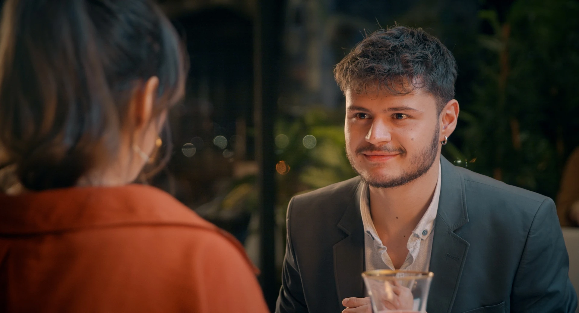 First Date : Late To Date 截图