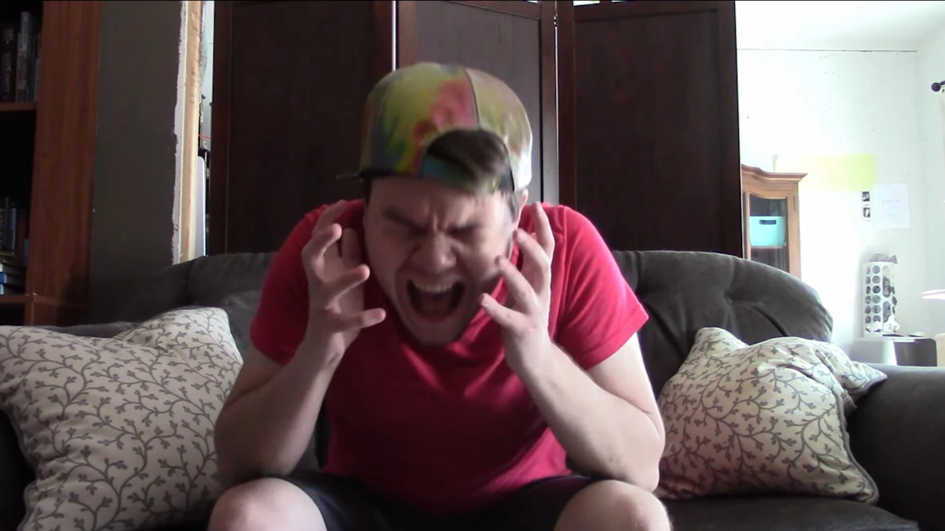 Apology Video 截图